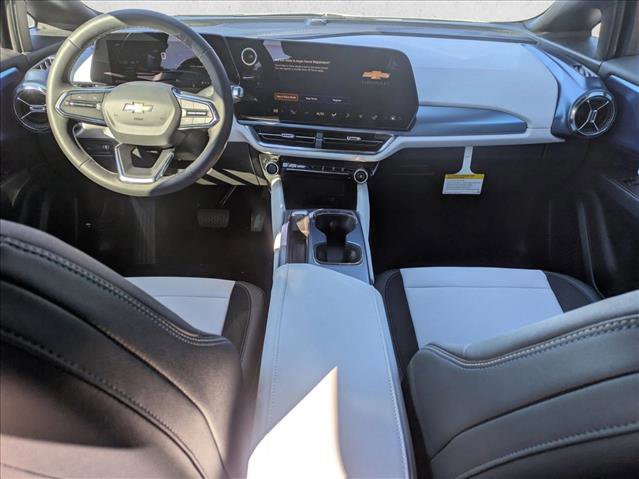 New 2026 Chevrolet Equinox EV LT image 17