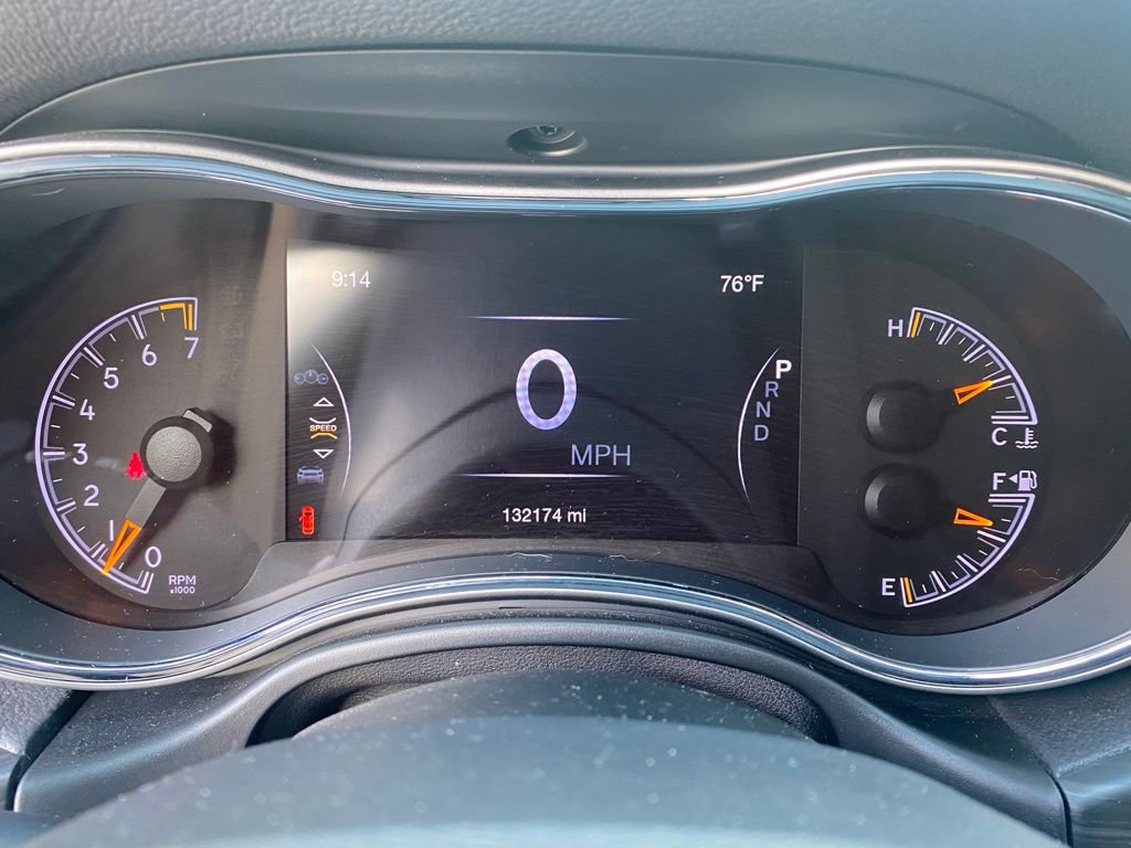Used 2019 Jeep Grand Cherokee Altitude RWD image 20