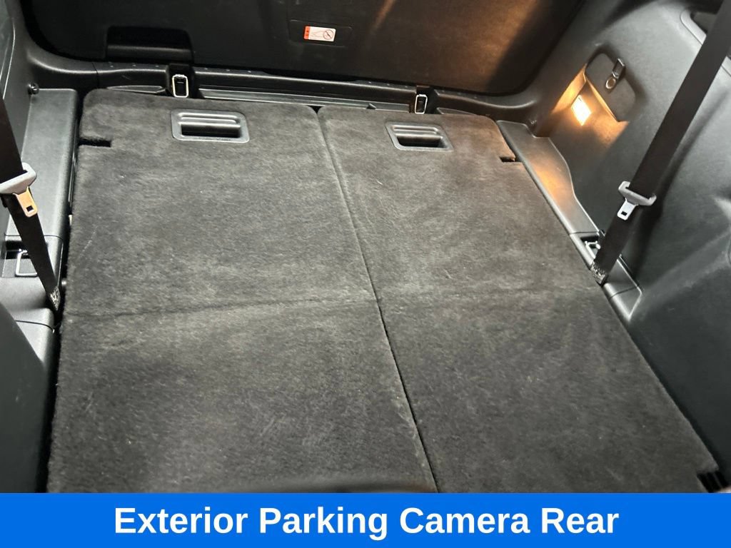 Used 2019 Ford Explorer XLT w/ Equipment Group 202A AWD/4WD image 22