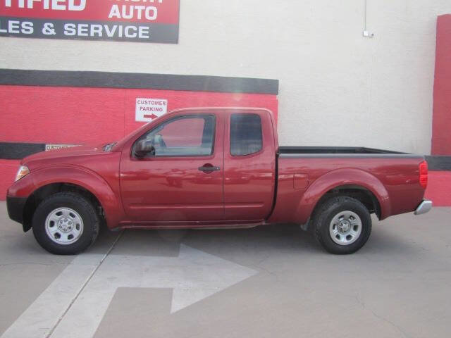 Used 2012 Nissan Frontier S w/ S Preferred Pkg RWD image 2