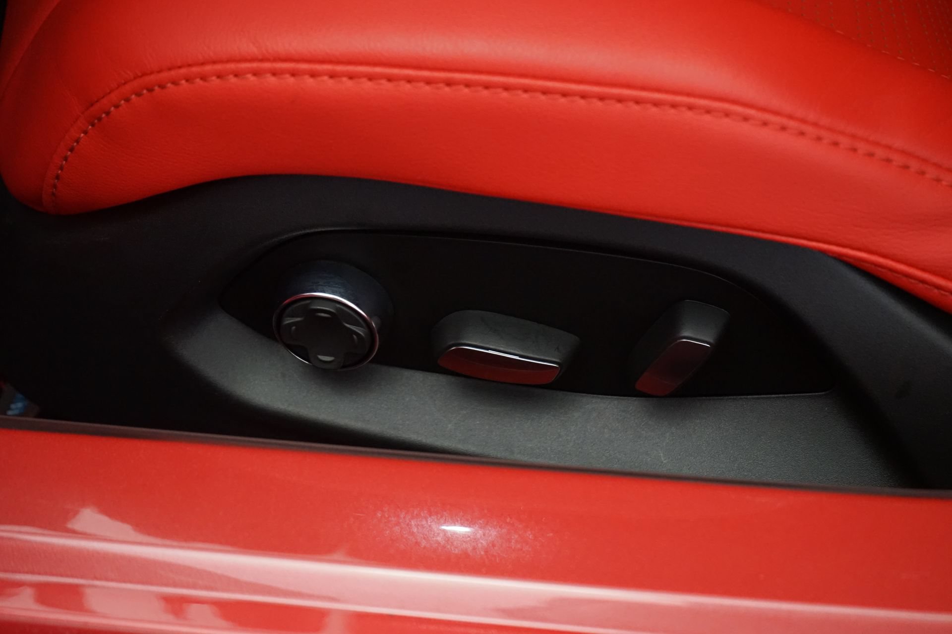 Used 2025 Chevrolet Corvette Z06 RWD image 24