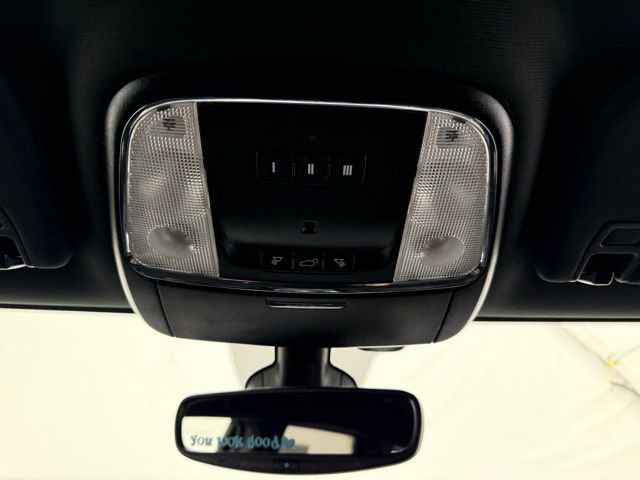 Used 2018 Jeep Grand Cherokee Limited image 44