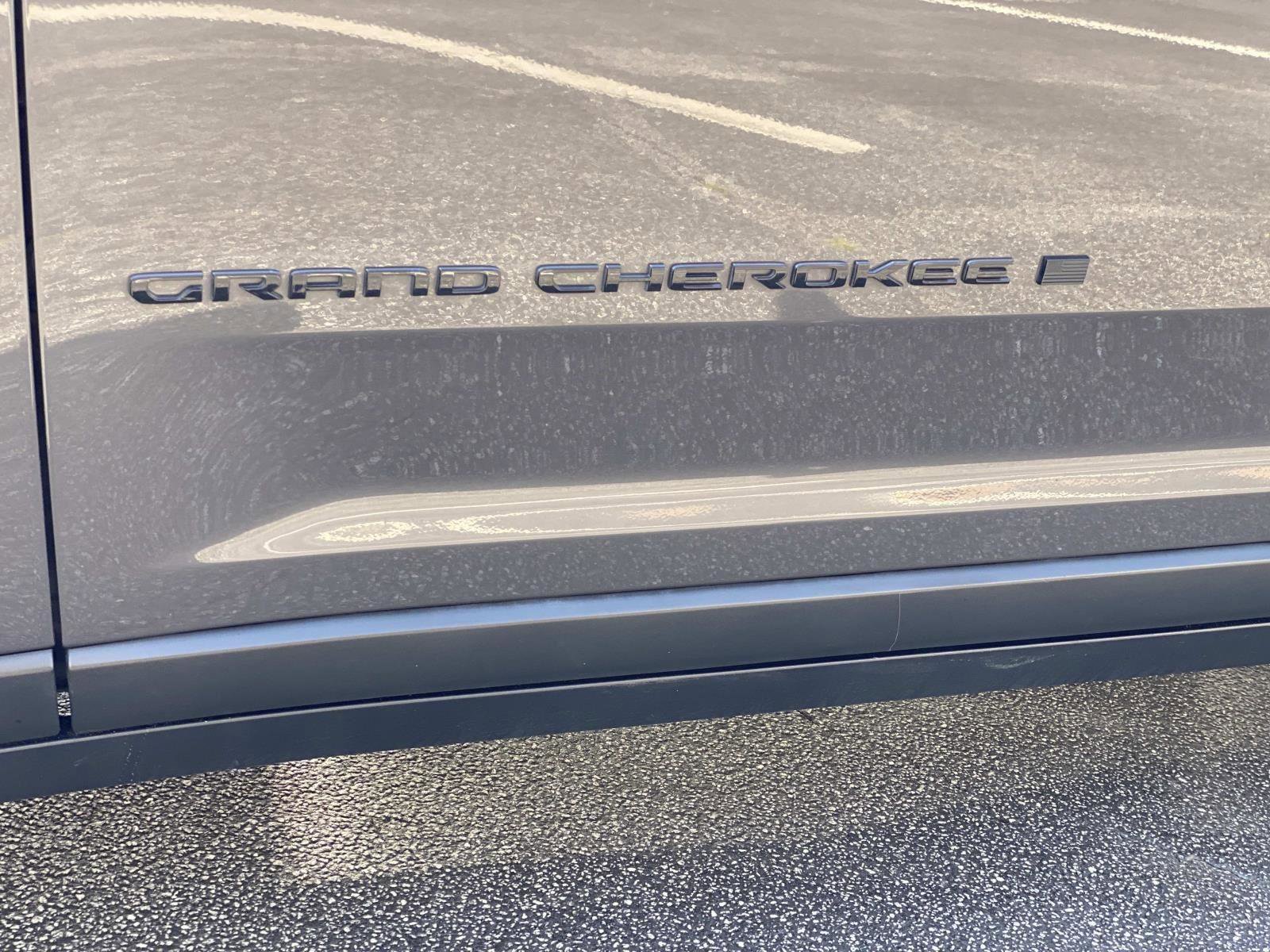 Certified 2023 Jeep Grand Cherokee L Limited w/ Luxury Tech Group II image 15