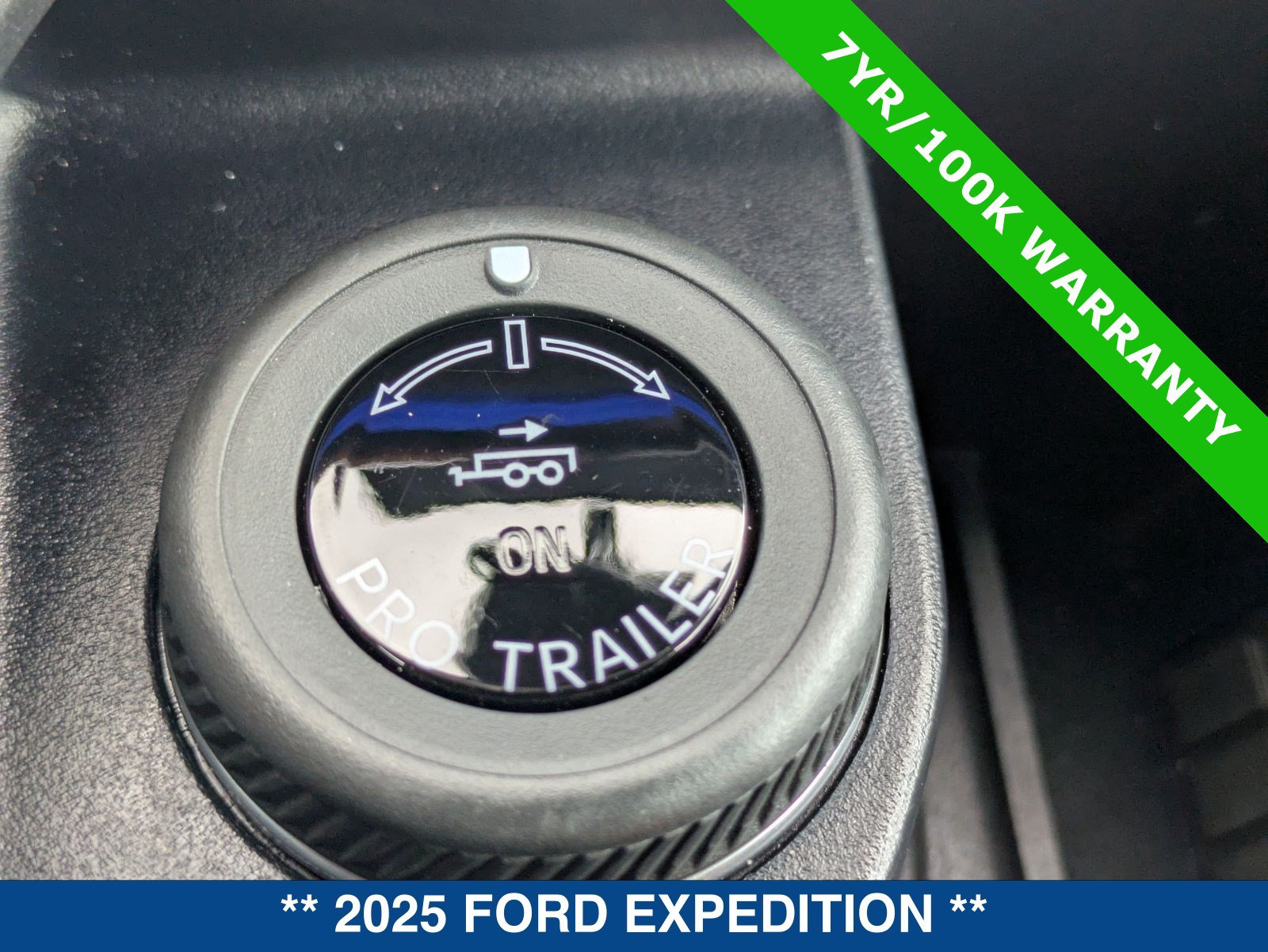 Certified 2025 Ford Expedition Platinum w/ Driver's Package AWD/4WD image 39