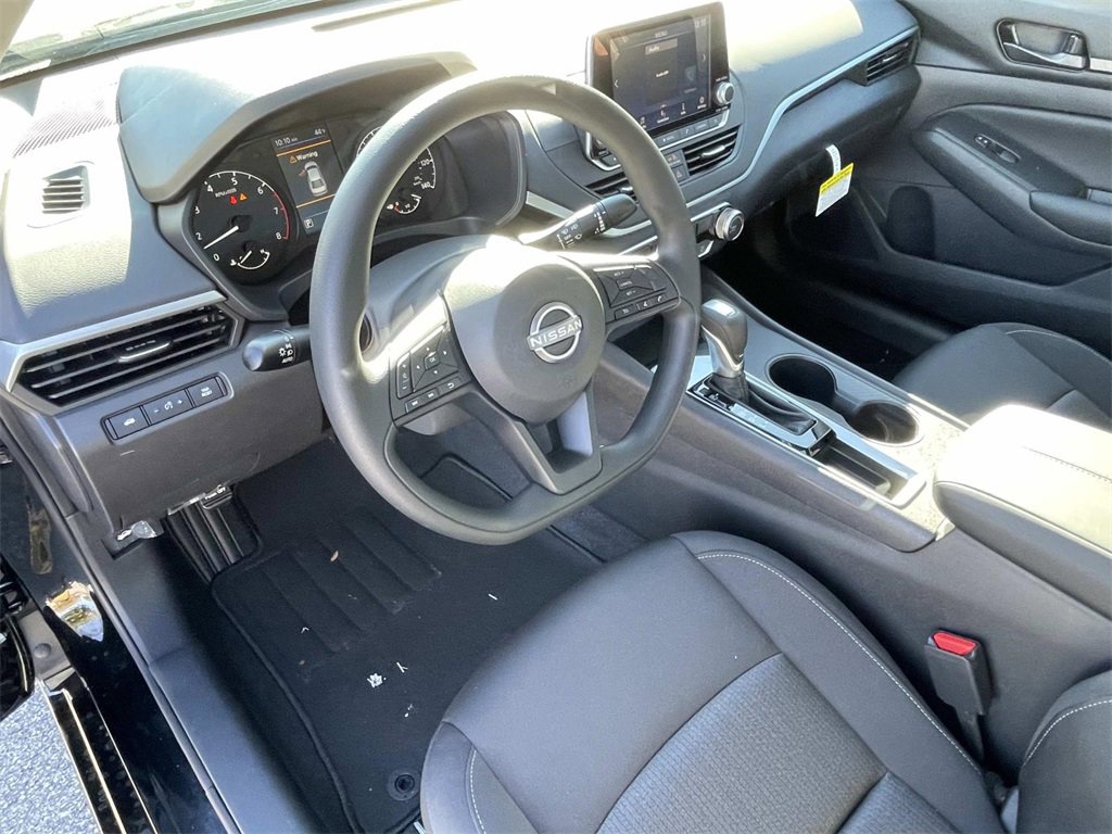 New 2025 Nissan Altima 2.5 S image 12