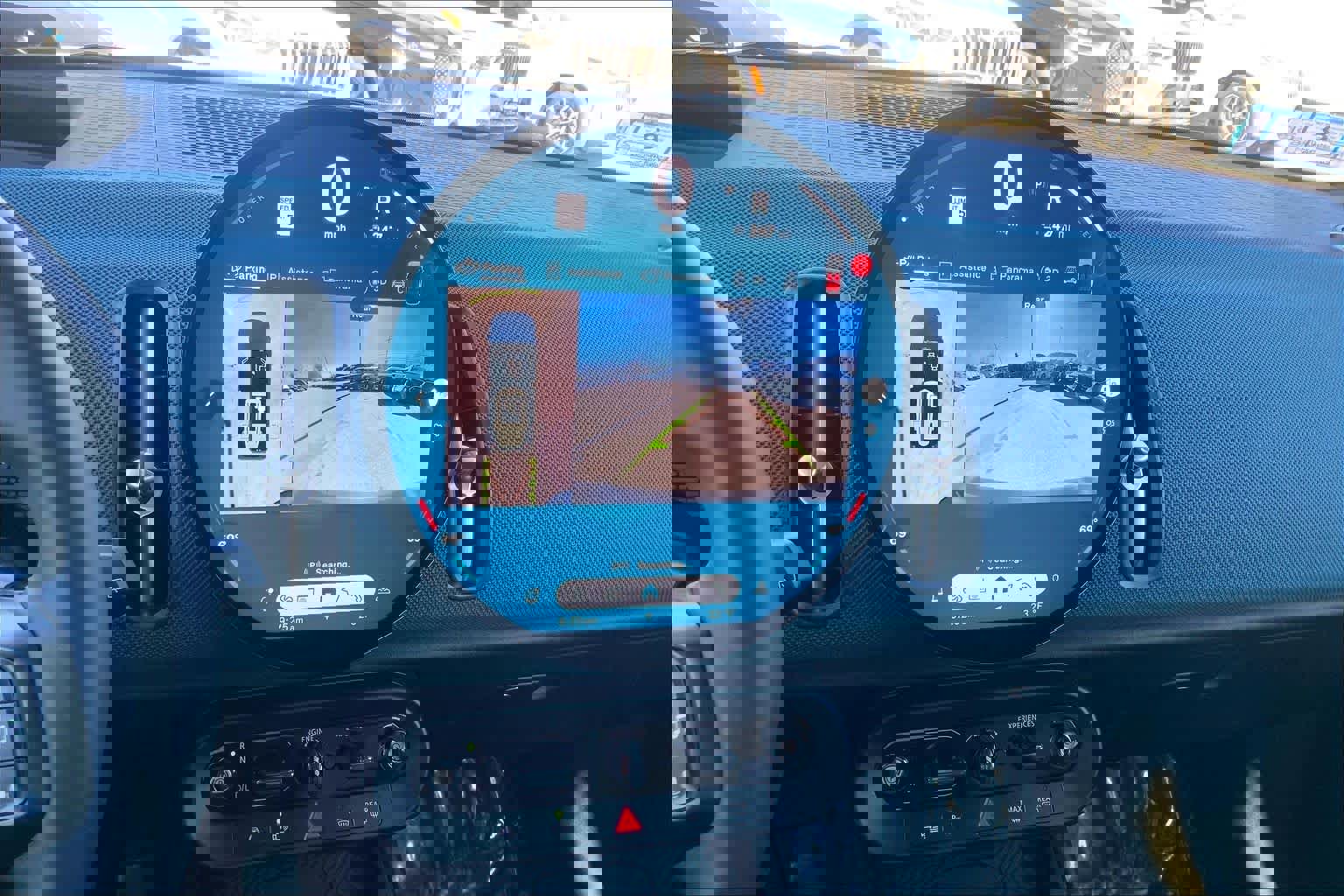 Used 2025 MINI Cooper Countryman S w/ Comfort Package Max image 28