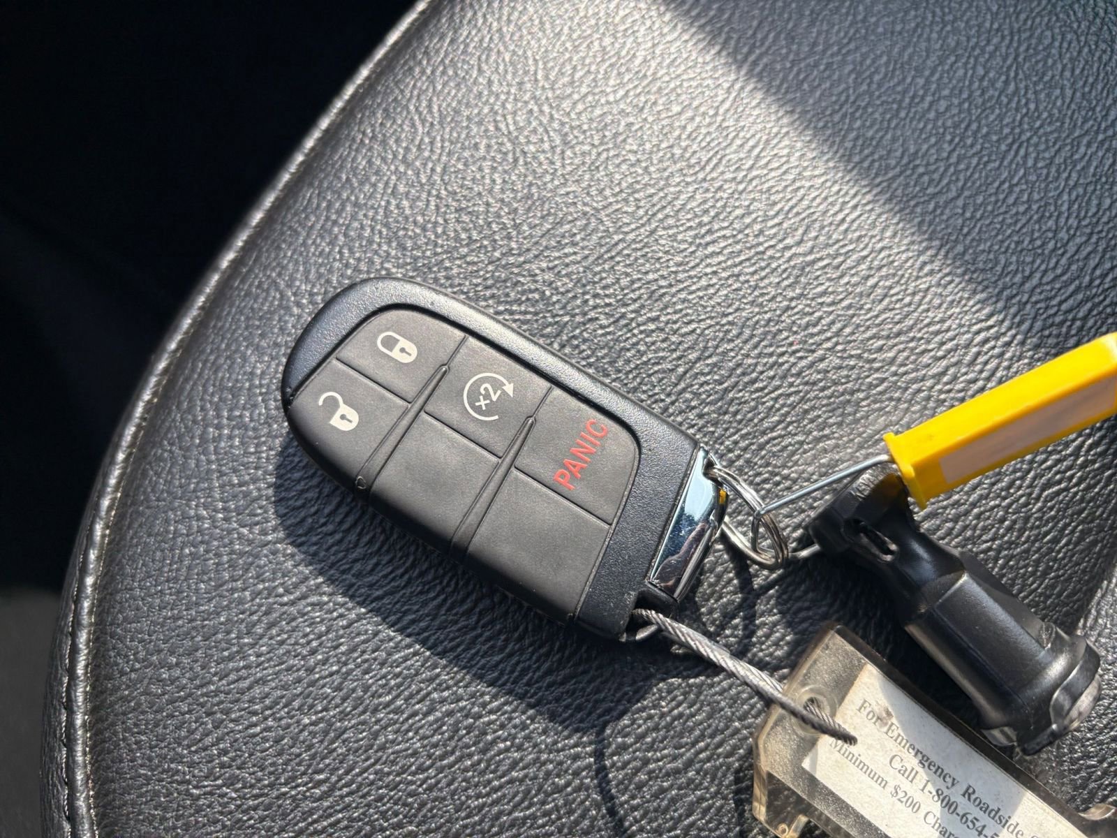 Used 2025 Jeep Compass Limited image 25