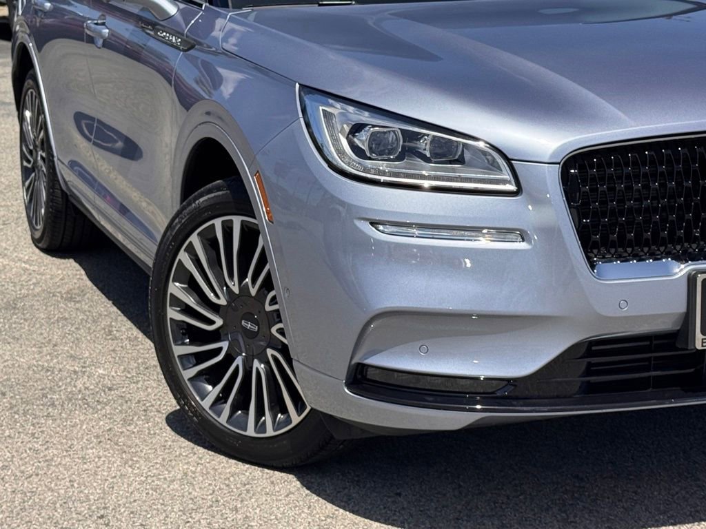 Used 2022 Lincoln Corsair Reserve w/ Equipment Group 201A AWD/4WD image 4