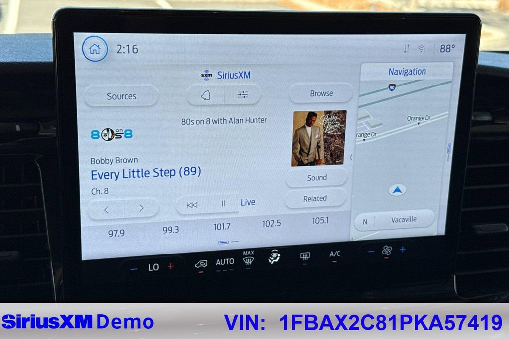 Used 2023 Ford Transit 350 XLT image 39