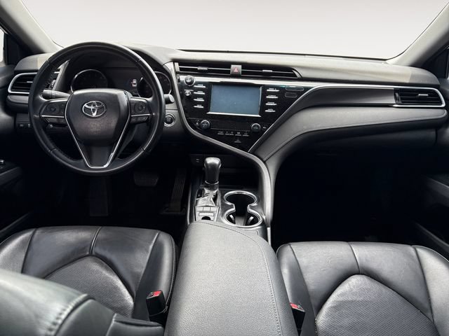 Used 2018 Toyota Camry XSE FWD image 10