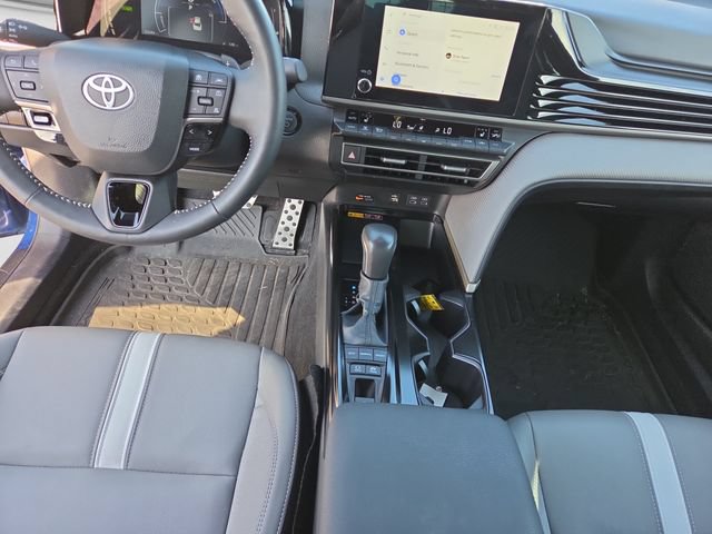 Used 2025 Toyota Camry SE w/ Convenience Package FWD image 39