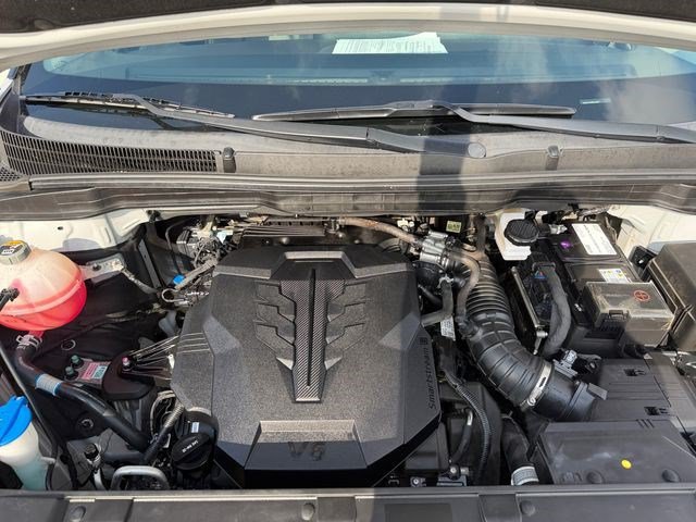 Used 2022 Kia Carnival EX FWD image 19