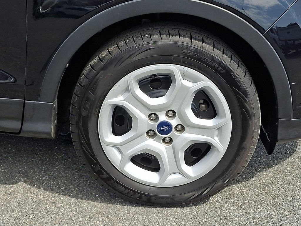 Used 2019 Ford Escape S image 8