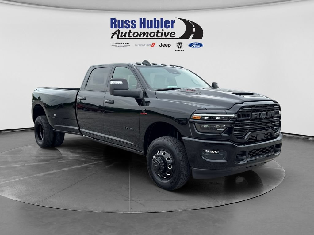 New 2026 RAM 3500 Laramie AWD/4WD image 9