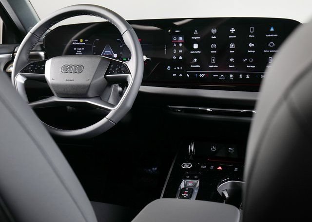 Used 2025 Audi A5 2.0T Premium Plus w/ Premium Plus AWD/4WD image 14