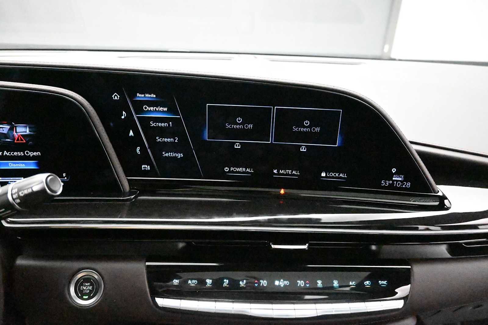 Used 2024 Cadillac Escalade Sport Platinum w/ LPO, ONYX Package AWD/4WD image 27