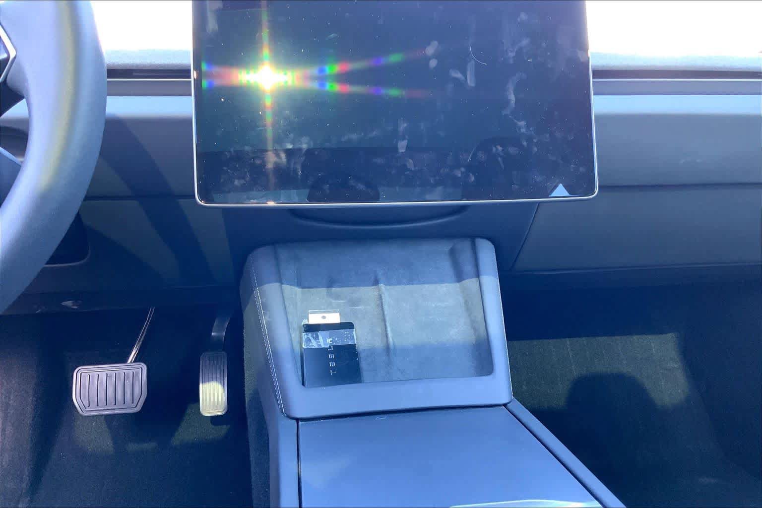 Used 2024 Tesla Model 3 Standard Range RWD image 32