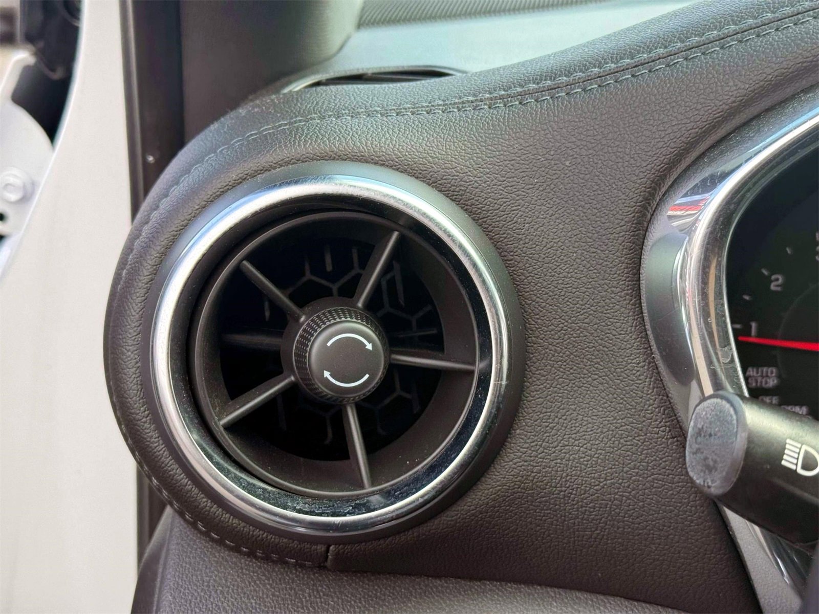 Used 2020 Chevrolet Blazer LT w/ Sound & Technology Package image 31