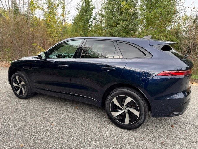 Used 2024 Jaguar F-PACE R-Dynamic S AWD/4WD image 7