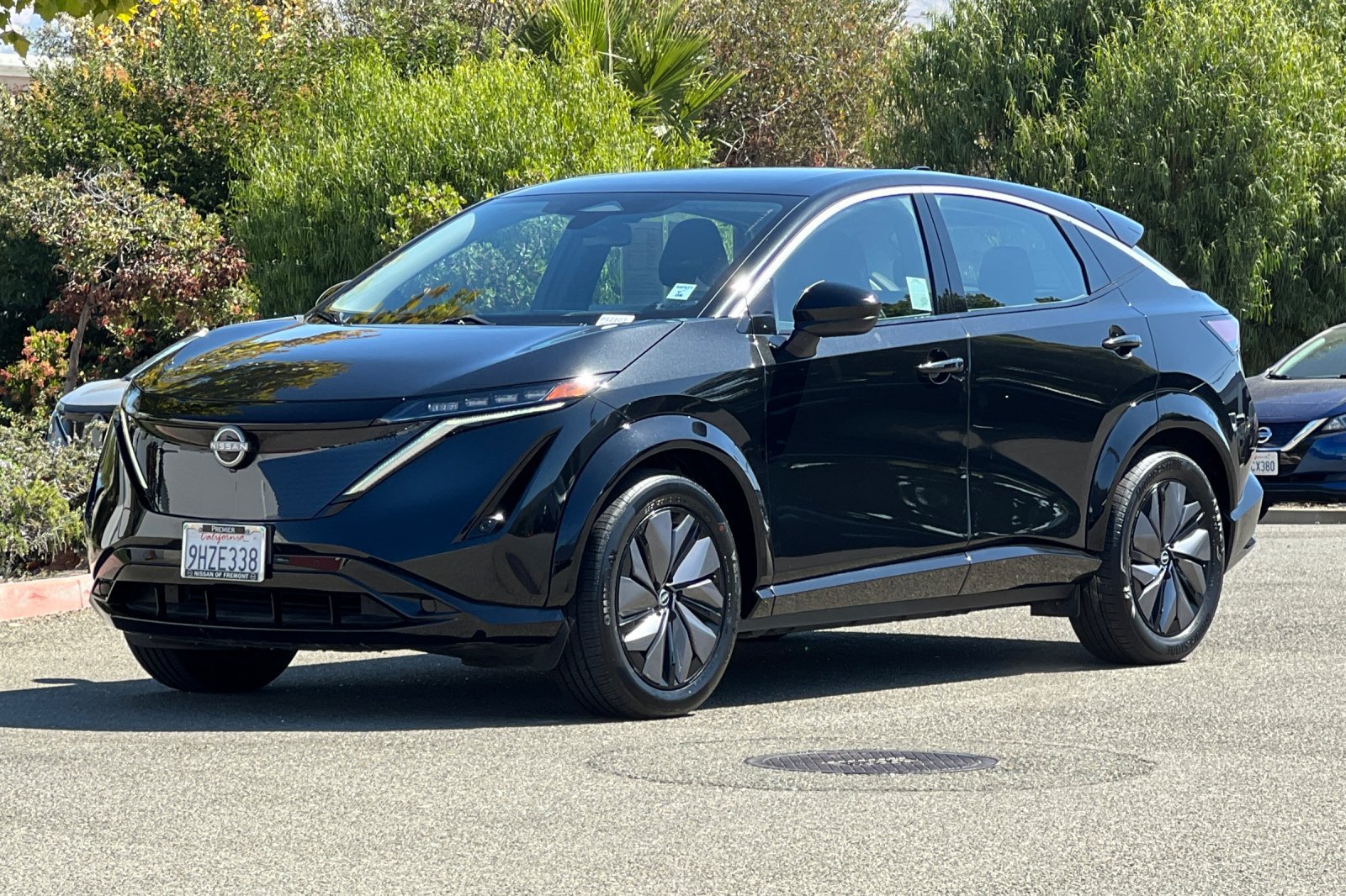 Certified 2023 Nissan Ariya FWD image 8