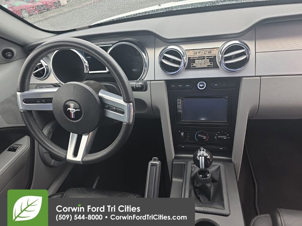 Used 2008 Ford Mustang GT Premium image 2