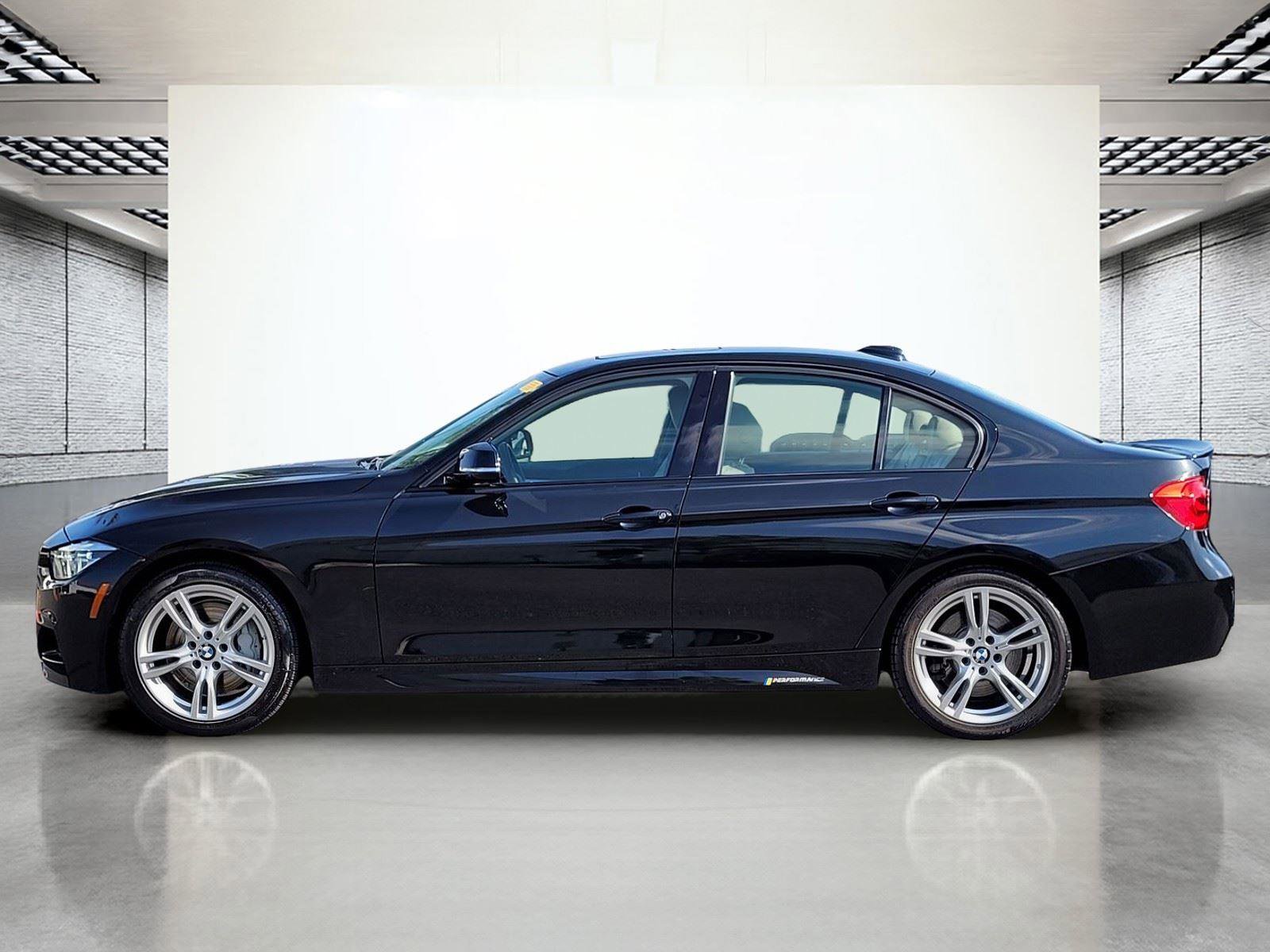 Used 2017 BMW 330i Sedan RWD image 10