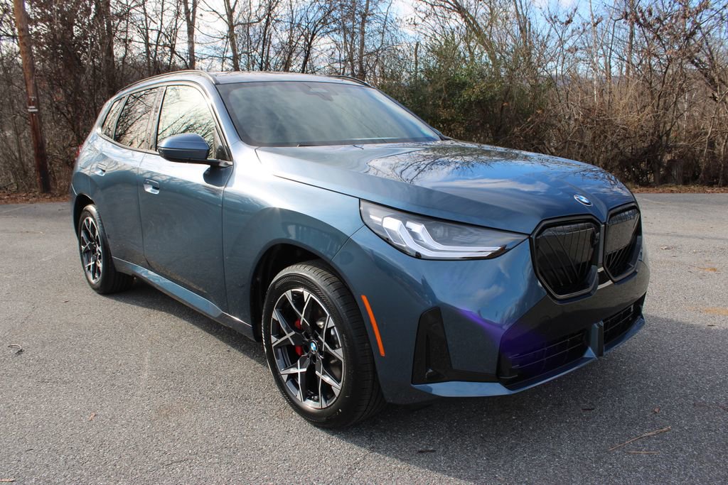 New 2026 BMW X3 xDrive30 w/ Premium Package image 2