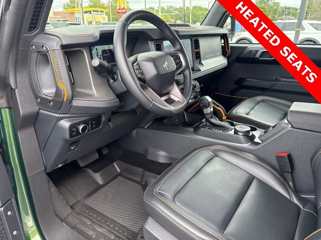 Used 2024 Ford Bronco Badlands image 3