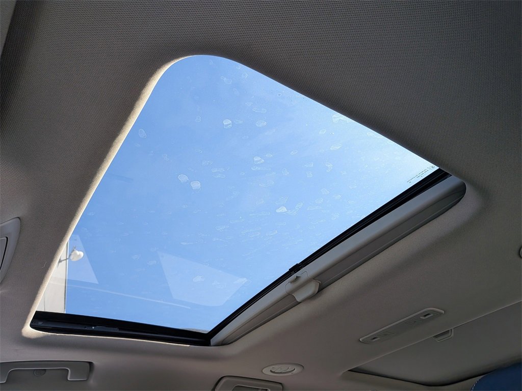 Used 2017 GMC Acadia Denali w/ Technology Package image 22