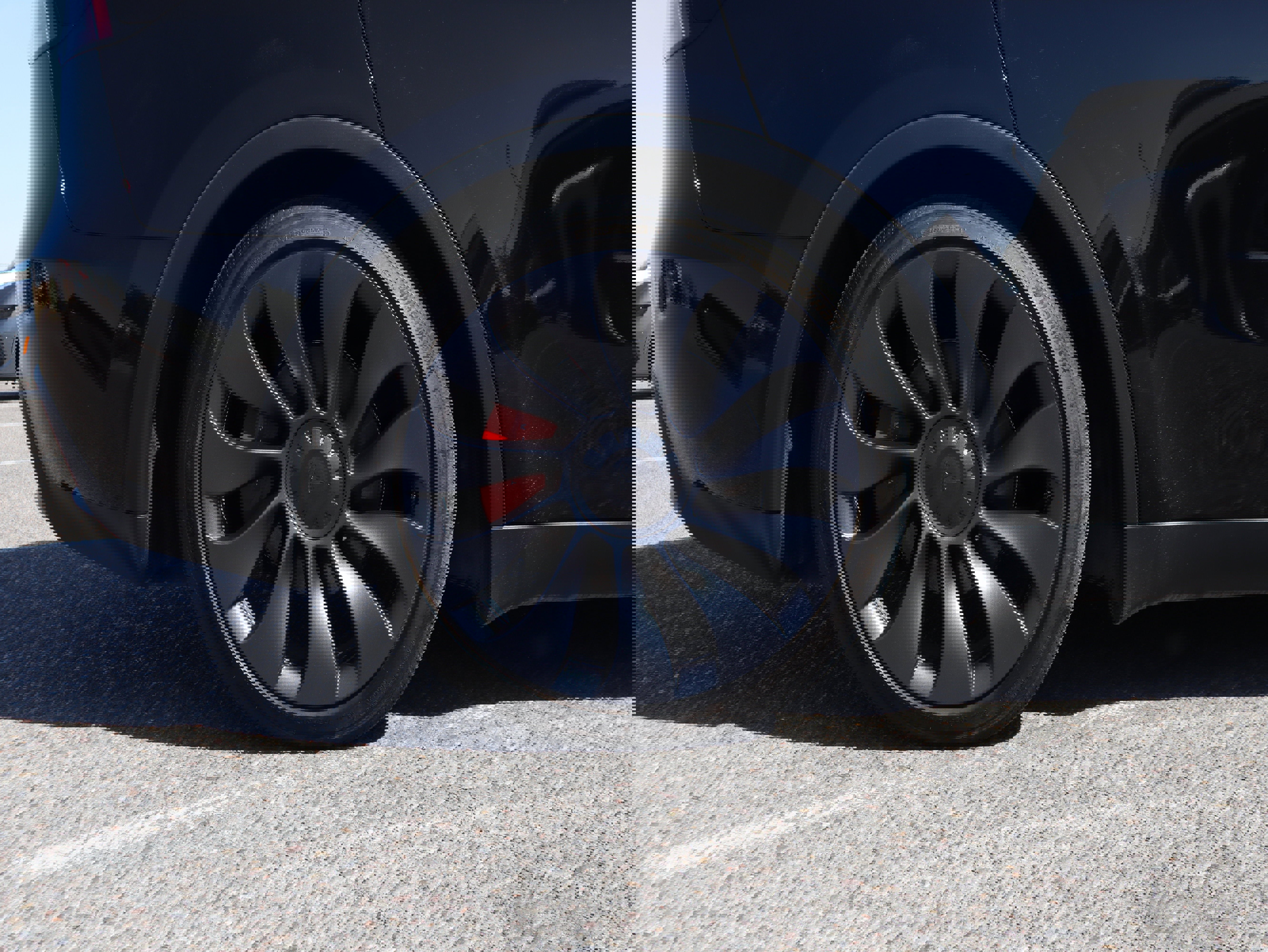 Used 2025 Tesla Model Y Performance image 12