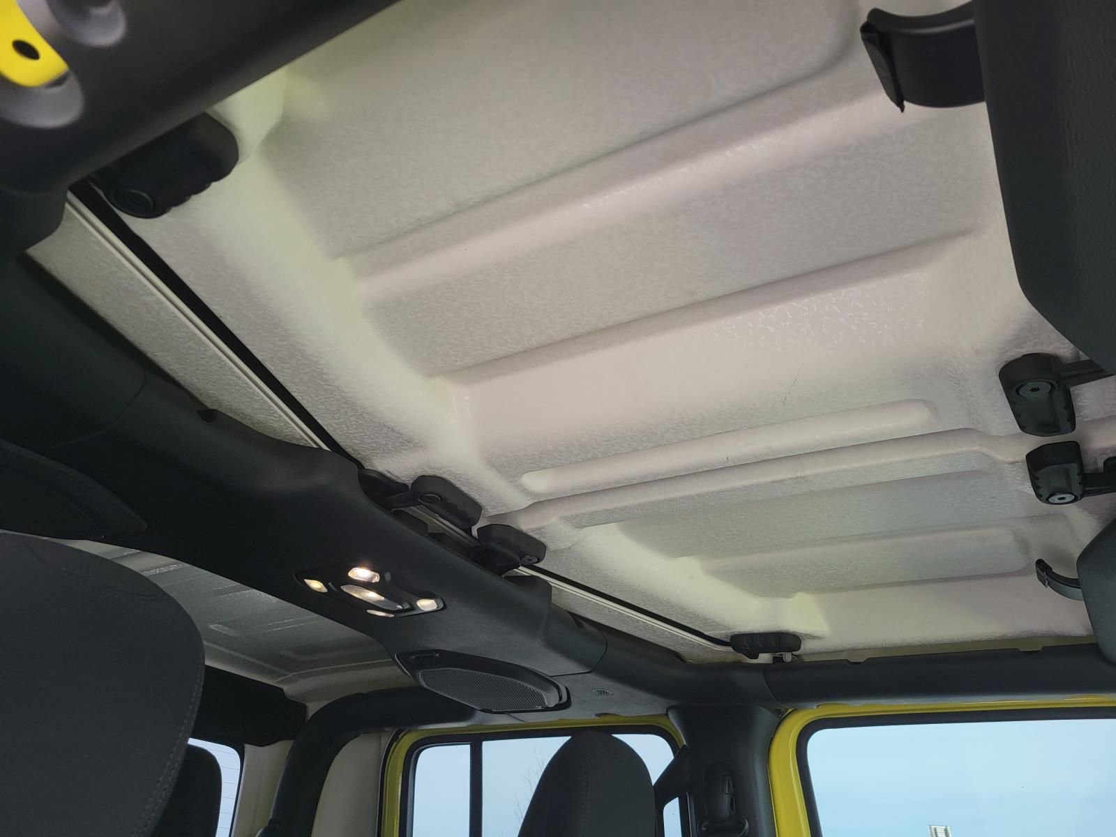 Used 2023 Jeep Gladiator Rubicon w/ LED Lighting Group image 9