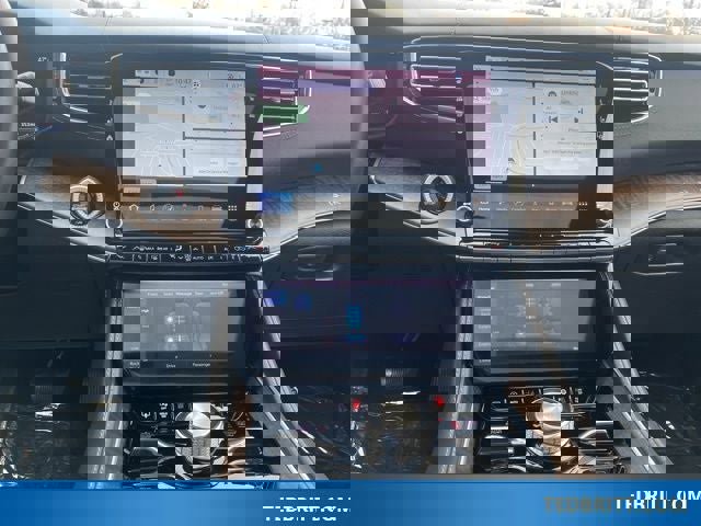 Used 2024 Jeep Grand Wagoneer L 4WD image 33