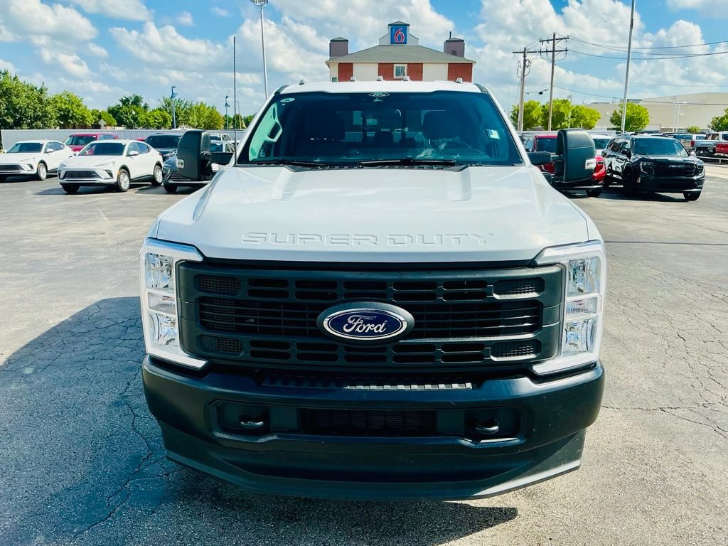 Used 2025 Ford F350 XL w/ XL Driver Assist Package AWD/4WD image 2