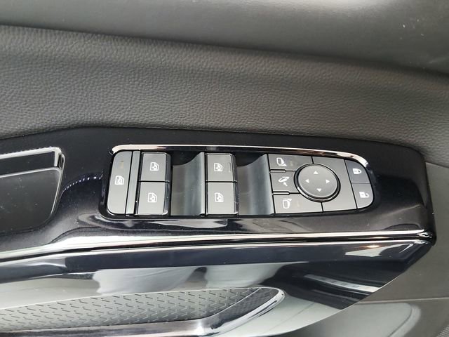 New 2026 Nissan Pathfinder Platinum image 32