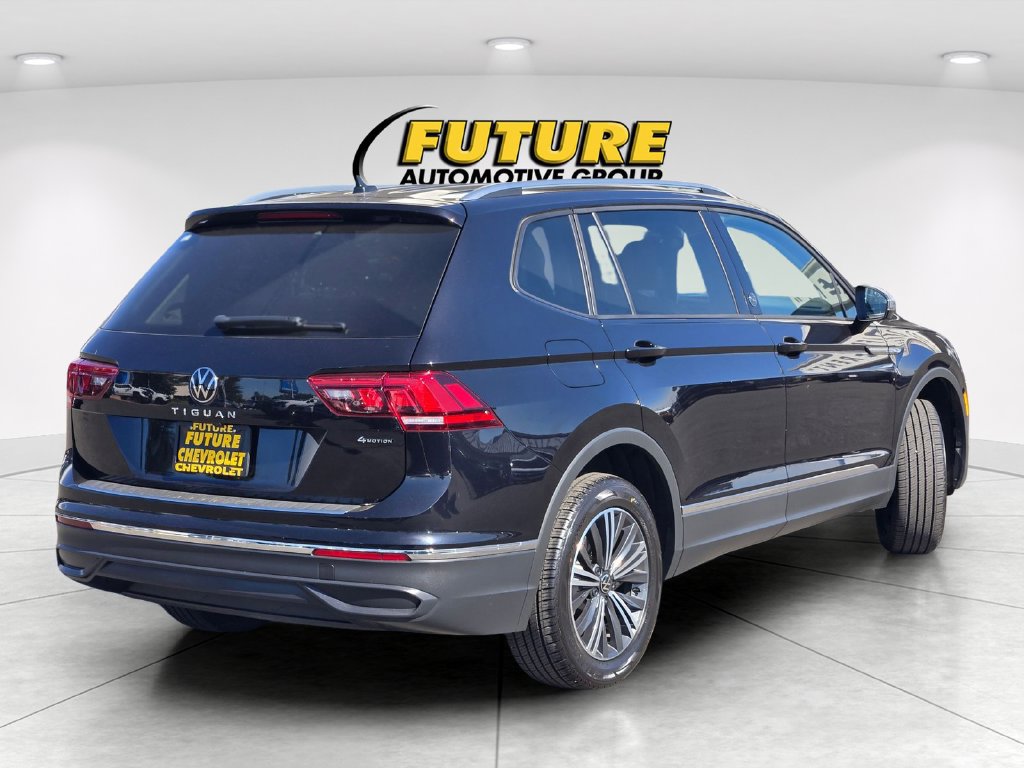 Used 2024 Volkswagen Tiguan Wolfsburg Edition AWD/4WD image 4
