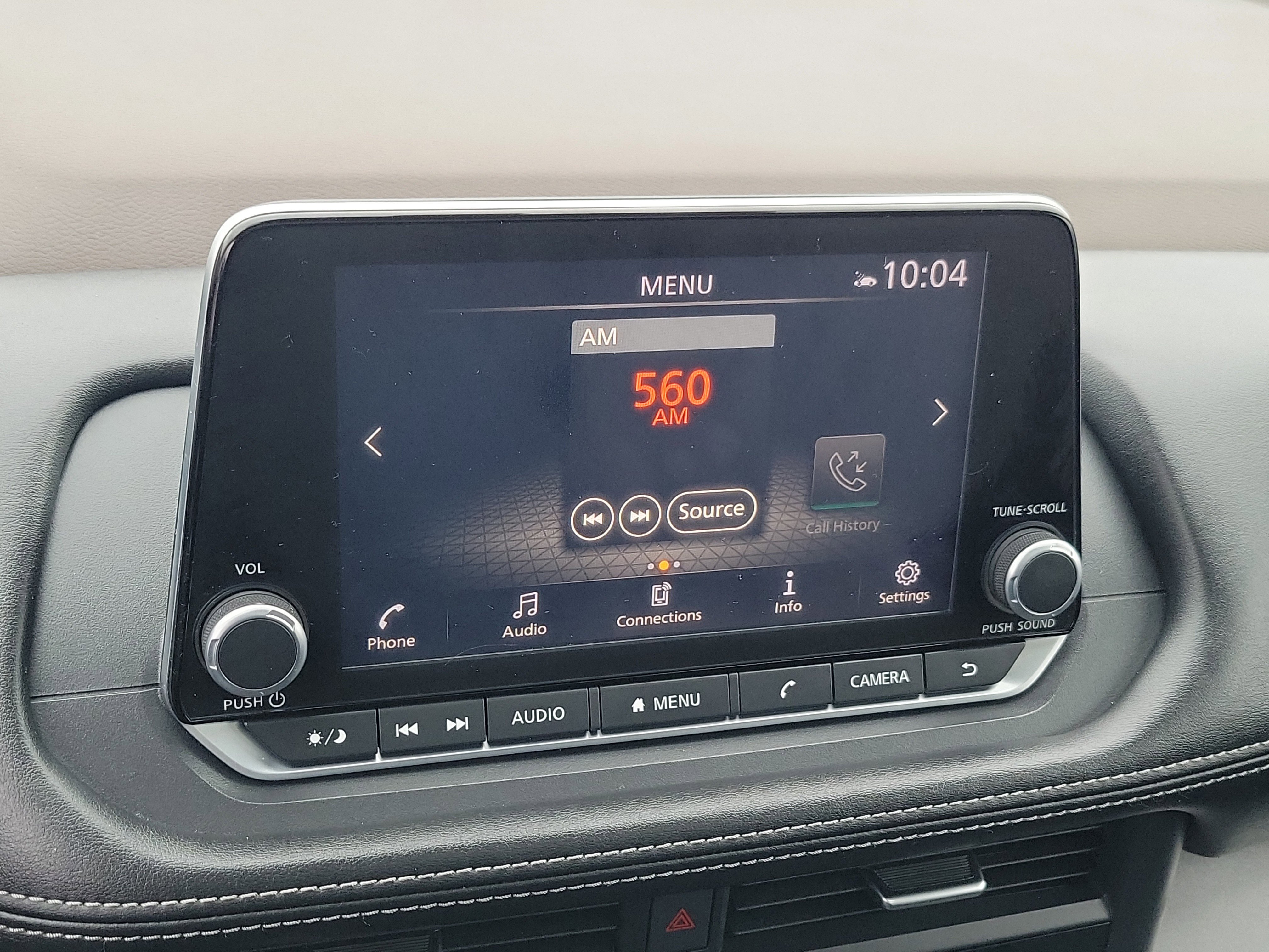 Used 2023 Nissan Rogue SV w/ SV Premium B Package image 24