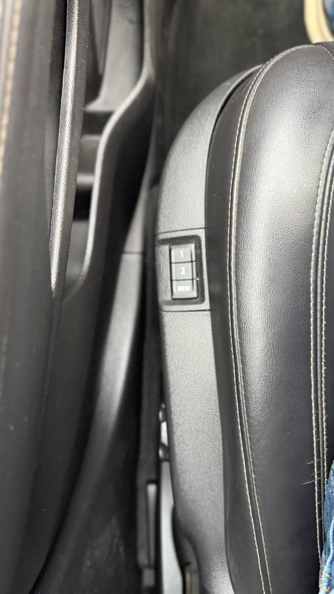 Used 2015 Buick Encore Leather w/ Experience Buick Package FWD image 21