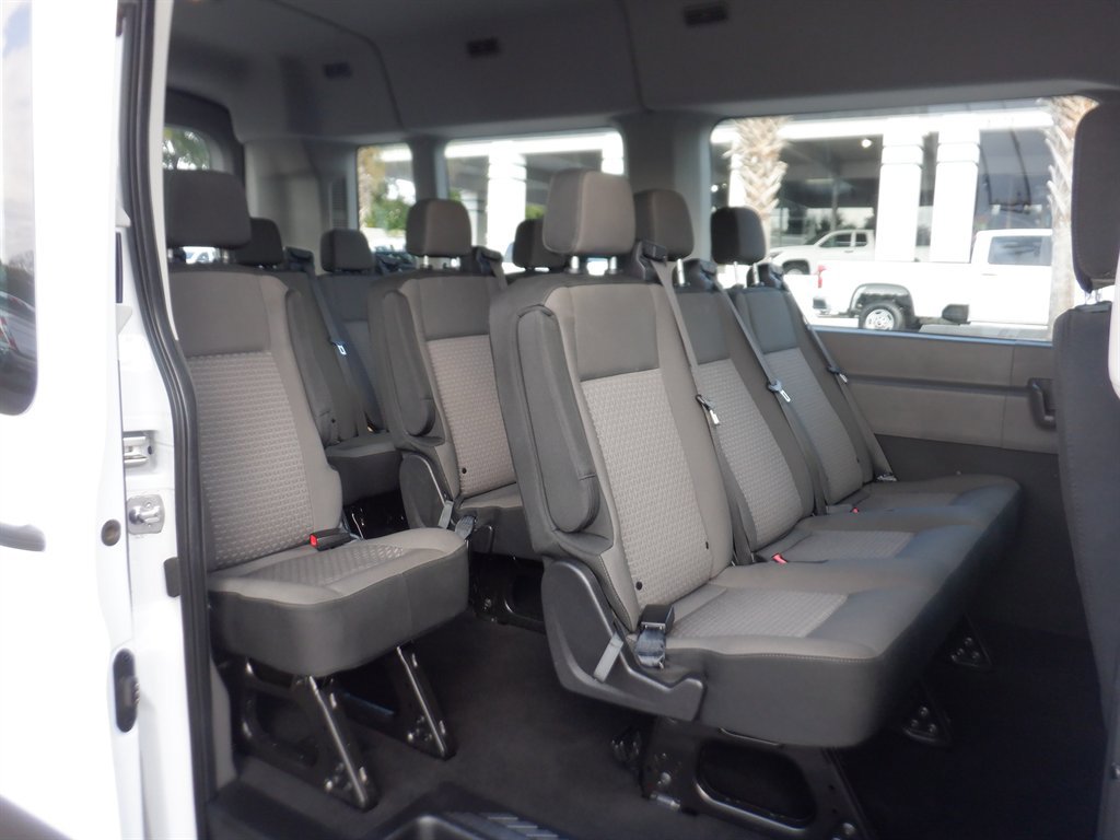 Used 2023 Ford Transit 350 XLT image 8