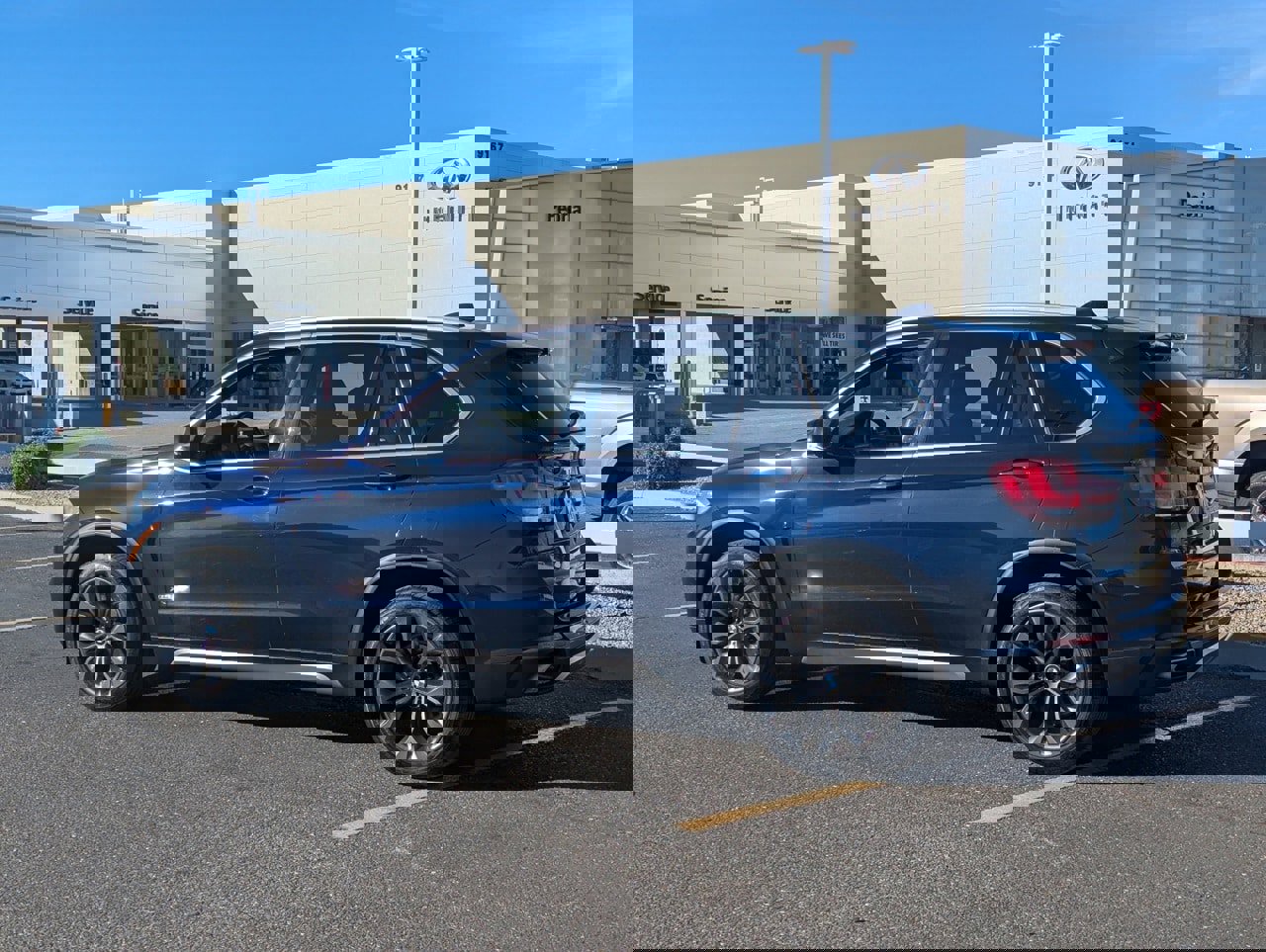 Used 2018 BMW X5 xDrive35i image 4