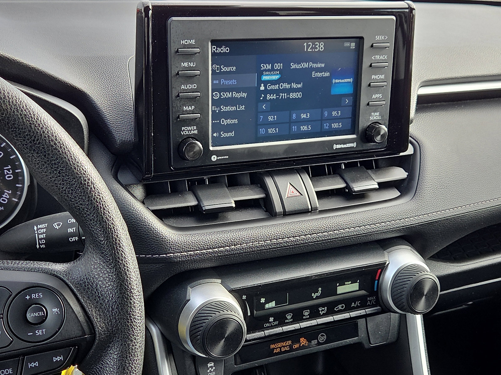 Used 2022 Toyota RAV4 LE image 16