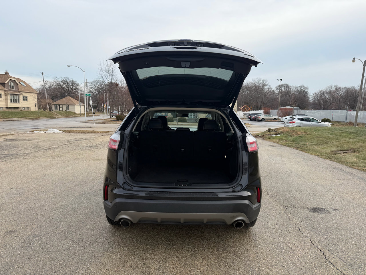 Used 2024 Ford Edge Titanium image 8