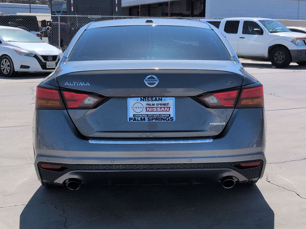 Used 2021 Nissan Altima 2.0 SR FWD image 4