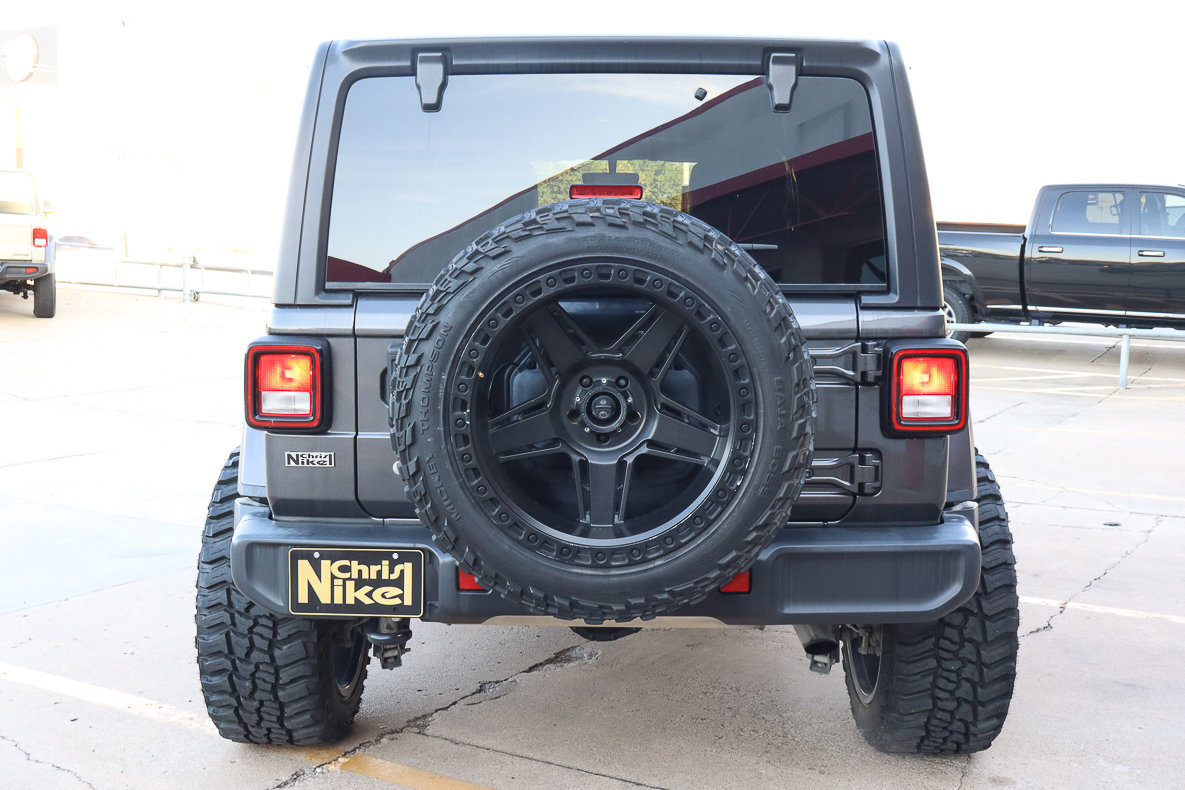 Used 2020 Jeep Wrangler Unlimited Sahara image 13