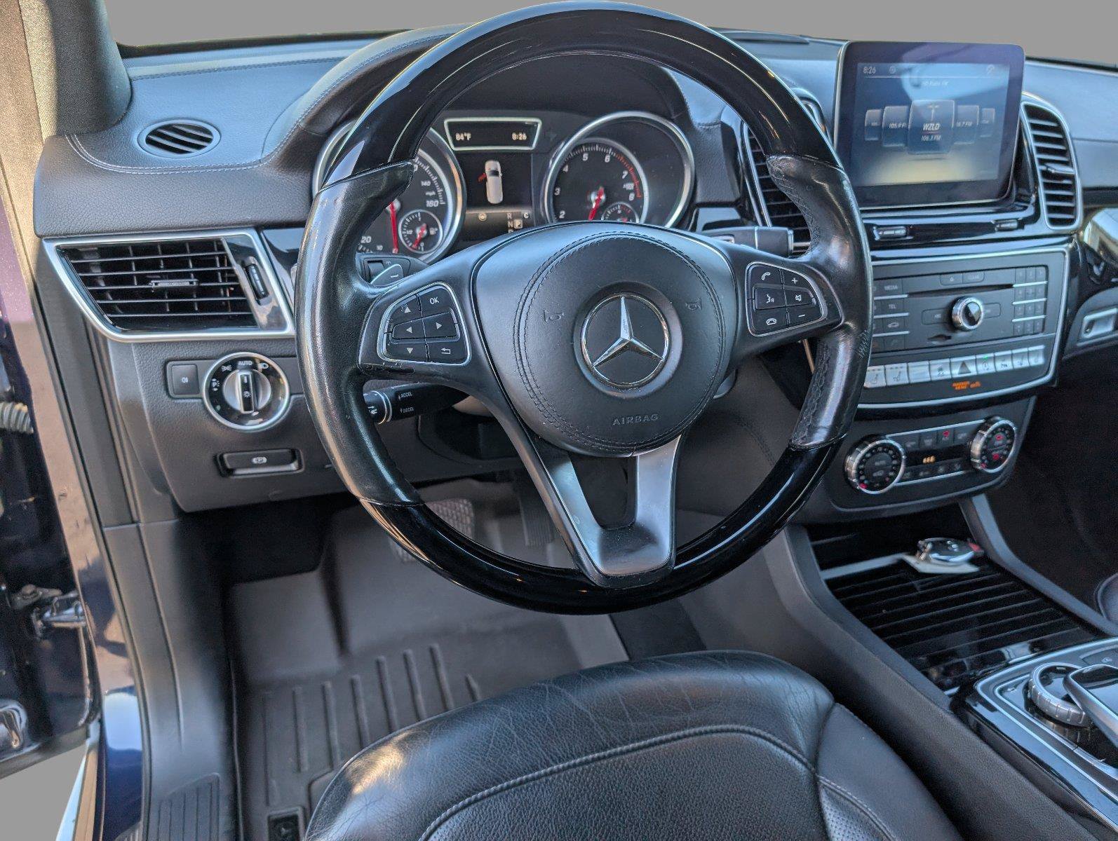 Used 2017 Mercedes-Benz GLS 550 4MATIC image 4