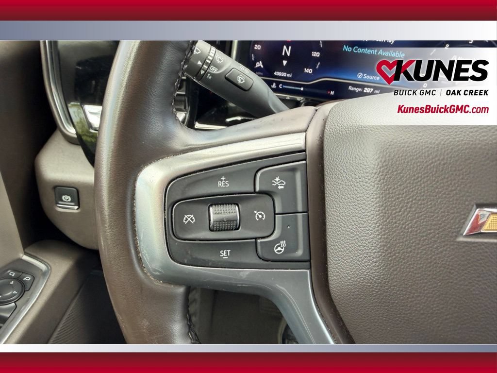 Used 2025 Chevrolet Silverado 1500 LT AWD/4WD image 12