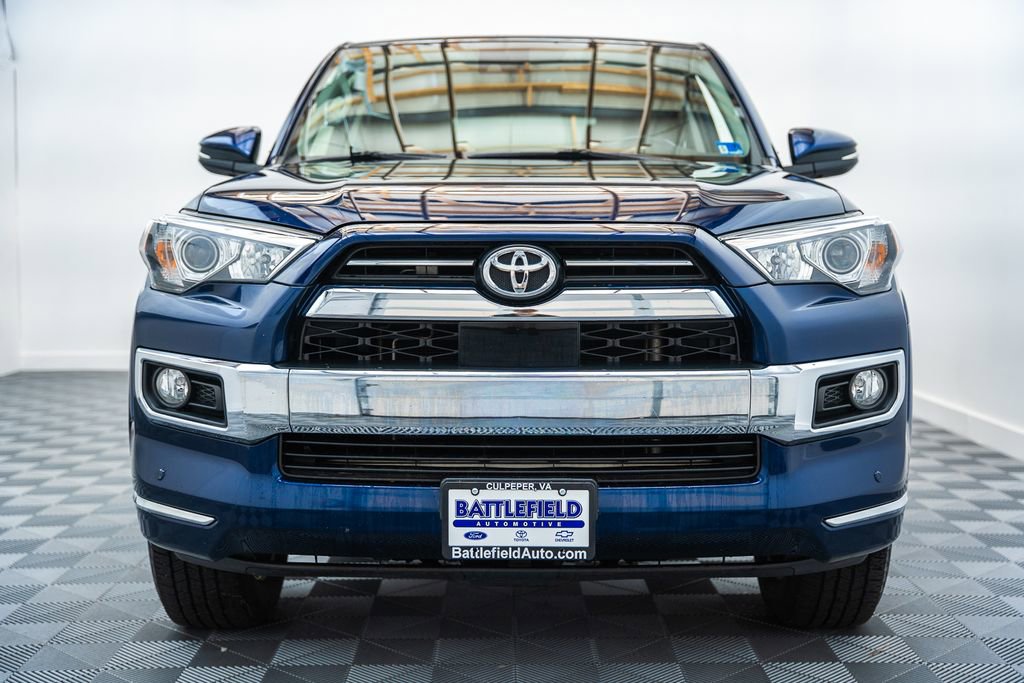 Used 2020 Toyota 4Runner Limited AWD/4WD image 2