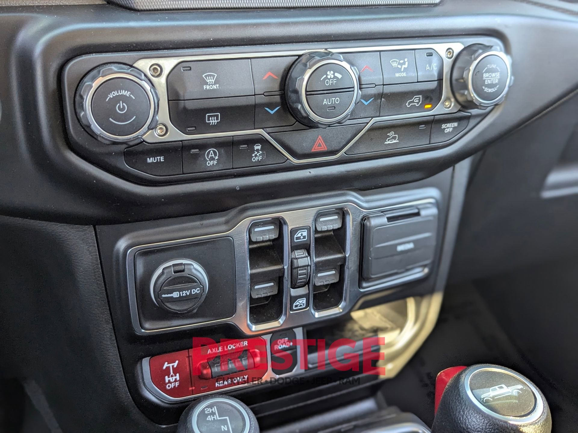 Used 2022 Jeep Gladiator Mojave w/ Trailer Tow Package AWD/4WD image 23