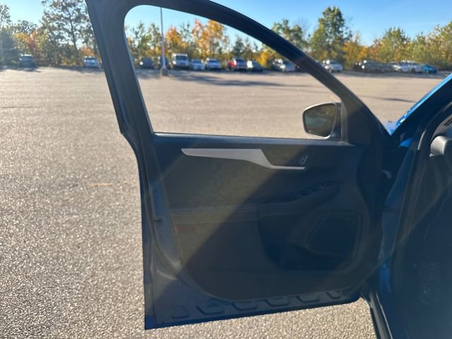 Used 2022 Ford Escape SE w/ Convenience Package image 24