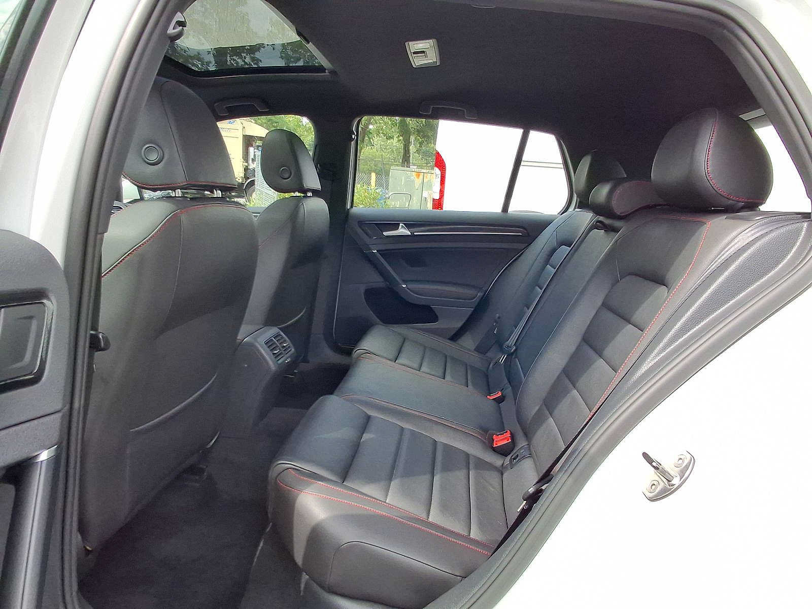 Used 2015 Volkswagen GTI S FWD image 26
