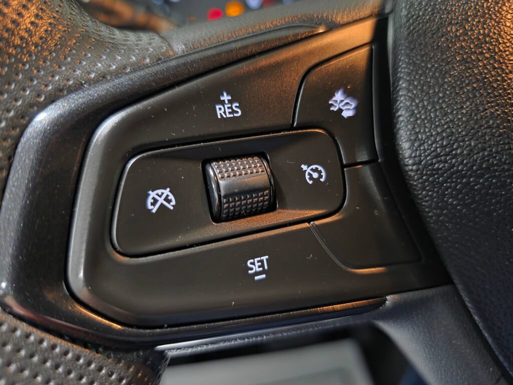 Used 2021 Chevrolet TrailBlazer LS FWD image 14
